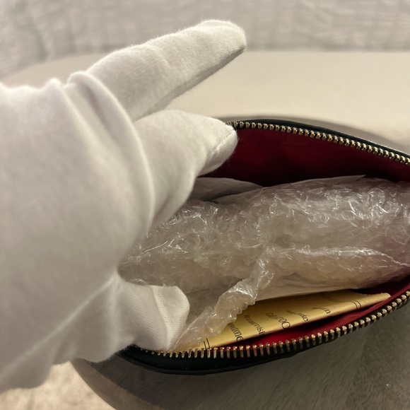 Dooney and Bourke Florentine Cosmetic Case in BLACK - Picture 7 of 7